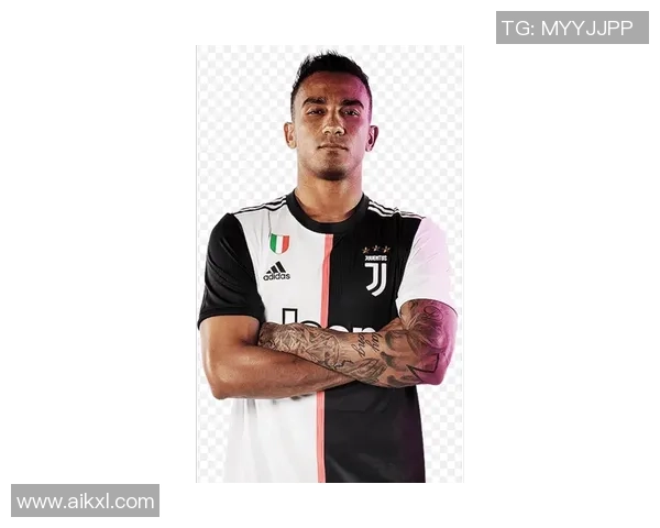 达尼洛：从青涩球员到足球战术大师的华丽转身与成长之路