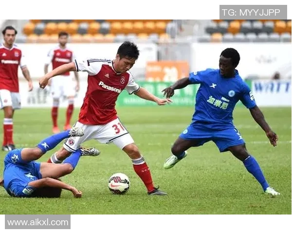 鲁能对阵香港南华精彩视频回顾与比赛亮点分析